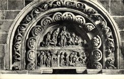 VINTAGE POSTCARD Vezelay Church of the Madeleine Tympanum and archivolt of the right door of the narthex