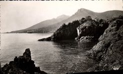 CPM La Cote d'Azur La Corniche D'Or Rochers Du Trayas