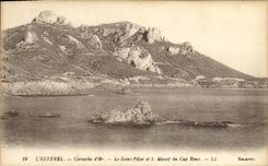CPA L'Esterel Corniche d'Or Le Saint Pilon Et Massif Du Cap Roux