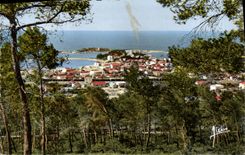 CPM Cote D'Azur Bandol Vue Generale