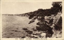 VINTAGE POSTCARD Toulon Cape Brown Walk Of the Seaside