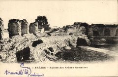 CPA Frejus Ruines des Arenes Romaines