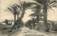 Bulevar de Hyeres Godillot de la POSTAL de la VENDIMIA