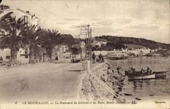 CPA Le Mourillon Le Boulevard du Littoral et les Bains Sainte Helene Tramway Bateaux de peche 