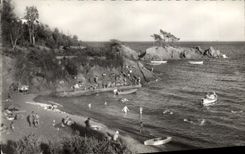 CPM Saint Raphael Plage d'Agay