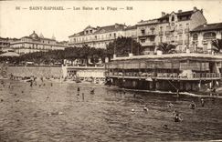 CPA Saint Raphael Les Bains et la Plage
