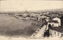 CPA Saint Raphael Le Boulevard Felix Martin et les Quais 