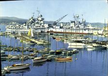 MODERN CARD Toulon the roads Boat Esso Station