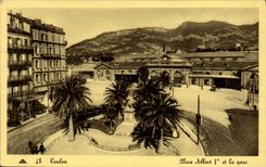 CPA Toulon Place Albert 1er et la gare 