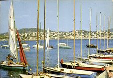 CPM Sanary La Jetee du Port Bateaux 