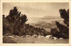 VINTAGE POSTCARD Toulon Seen of the roads and the city