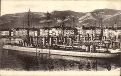 CPA Toulon Les contre torpilleurs et le quai Bateau 