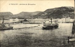 CPA Toulon Arrivee du Keraudren Bateaux