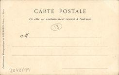 CPA Arles Portail de L'Eglise Saint Trophisme
