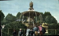 CPA Aix en Provence Fontaine monumentale 