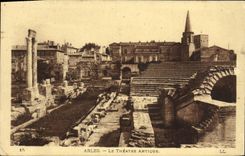 CPA Arles Le Theatre Antique