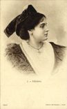 CPA Arles Arlesienne Femme Folklore