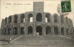 CPA Arles Vue Exterieure Des Arenes