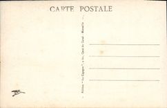 CPA Camp de Carpiagne Le parc de MM les officieres