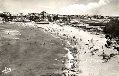 CPM La Couronne La Plage et les Etablissements