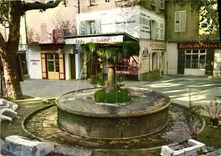 CPM Gemenos Fontaine de La Plage Clemenceau Tabac Le Marval