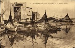 CPA Martigues Le coin des peintres Bateaux 