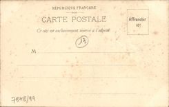 CPA Tarascon La Rue Des Halles