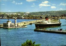 CPA Marseille Depart d'un Courrier Bateau 