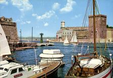 CPM Marseille Entree du Port et le Fort Saint Jean