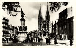 CPA Marseille Le Monument des Mobiles et Eglise des Reformes
