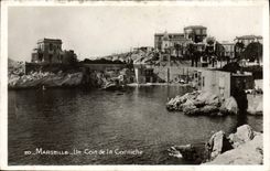 CPA Marseille Un Coin de la Corniche