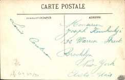 CPA Marseille La Corniche Les Bains des Gatalans et vue sur le Pharo