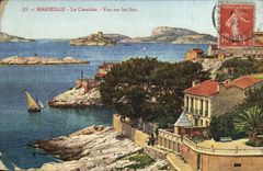 CPA Marseille La Corniche Vue sur les lles 