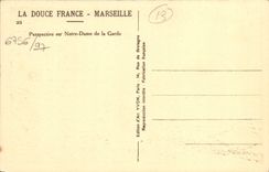 CPA Marseille Perspective sur Notre Dame de la Garde 
