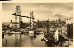 CPA Marseille Le Vieux port et le Pont transbordeur Bateaux