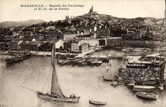 CPA Marseille Bassin du Carenage et N D de la Garde Bateaux