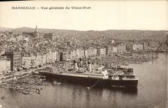 CPA Marseille Vue generale du Vieux Port Bateaux