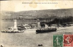CPA Marseille Courrier sortant de la Joliette Bateau
