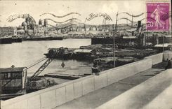 CPA Marseille La Joliette Bateaux 