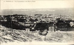 CPA Marseille Vue panoramique et les iles du frioul