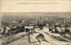 CPA Marseille Vue generale prise de ND de la garde