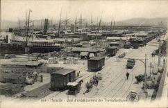 CPA Marseille Quai d'embarquement des transatlantiques Bateaux