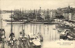 CPA Marseille Le vieux port Bateaux