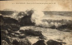 CPA Marseille Bords de la corniche par grosse mer