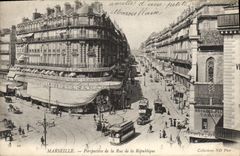 CPA Marseille Perspective de la rue de la republique