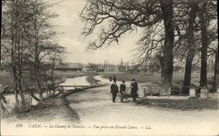 CPA Caen Le Champ de Courses Vue prise au grand Cours