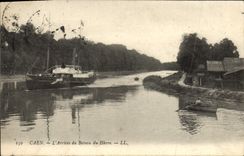 POSTAL Caen de la VENDIMIA la llegada del barco de Le Havre