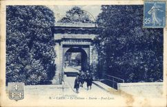 CPA Caen Le Chateau Entree Pont Levis
