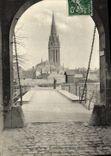 CPA Caen Le Choeur de Saint Pierre vue prise du Chateau 