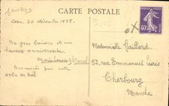 Calle de las casas de las mujeres mayores de Caen de la POSTAL de la VENDIMIA de la cárcel